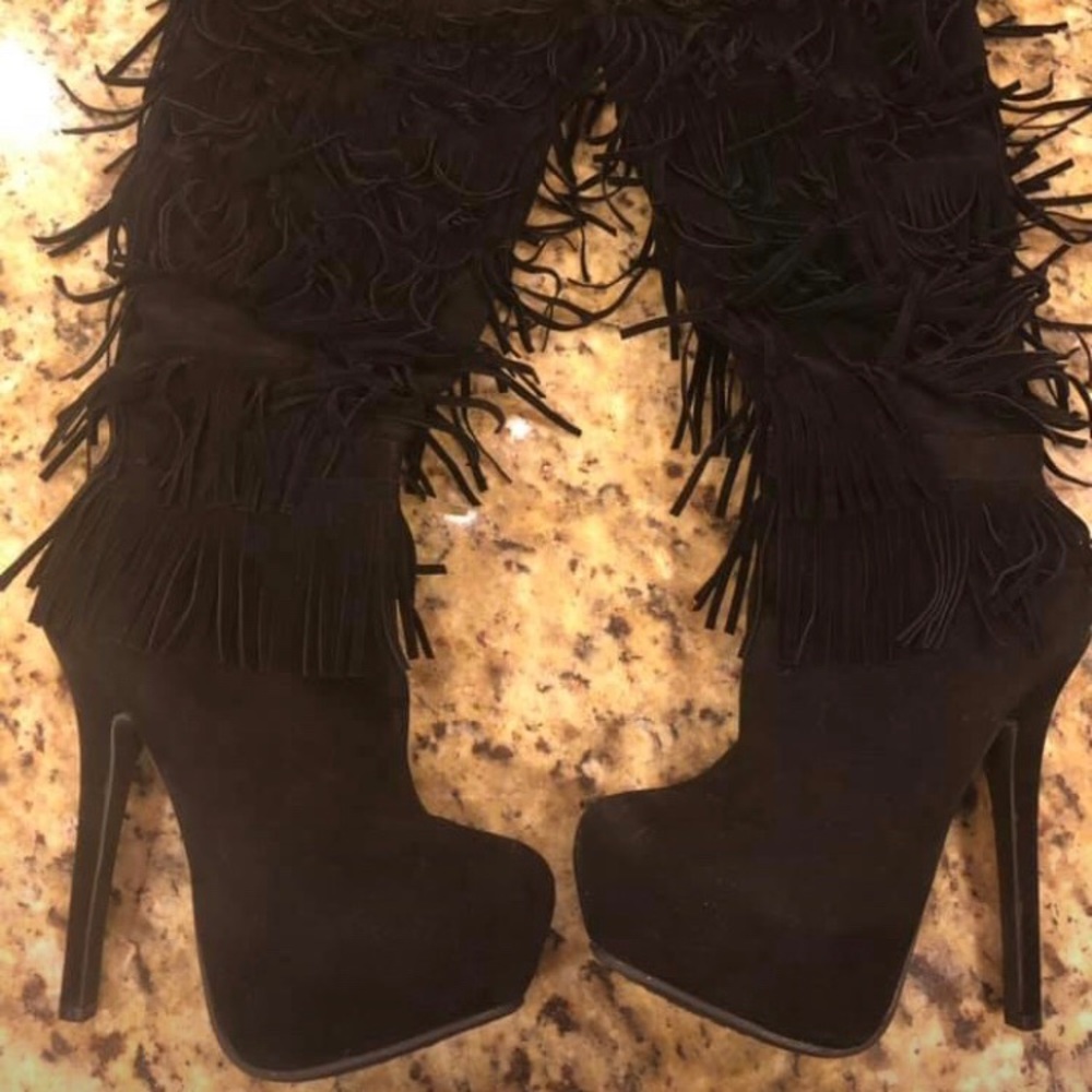 New Black Fridge Suede Boots